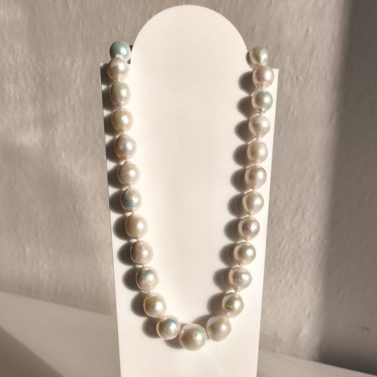 Large pearl necklace