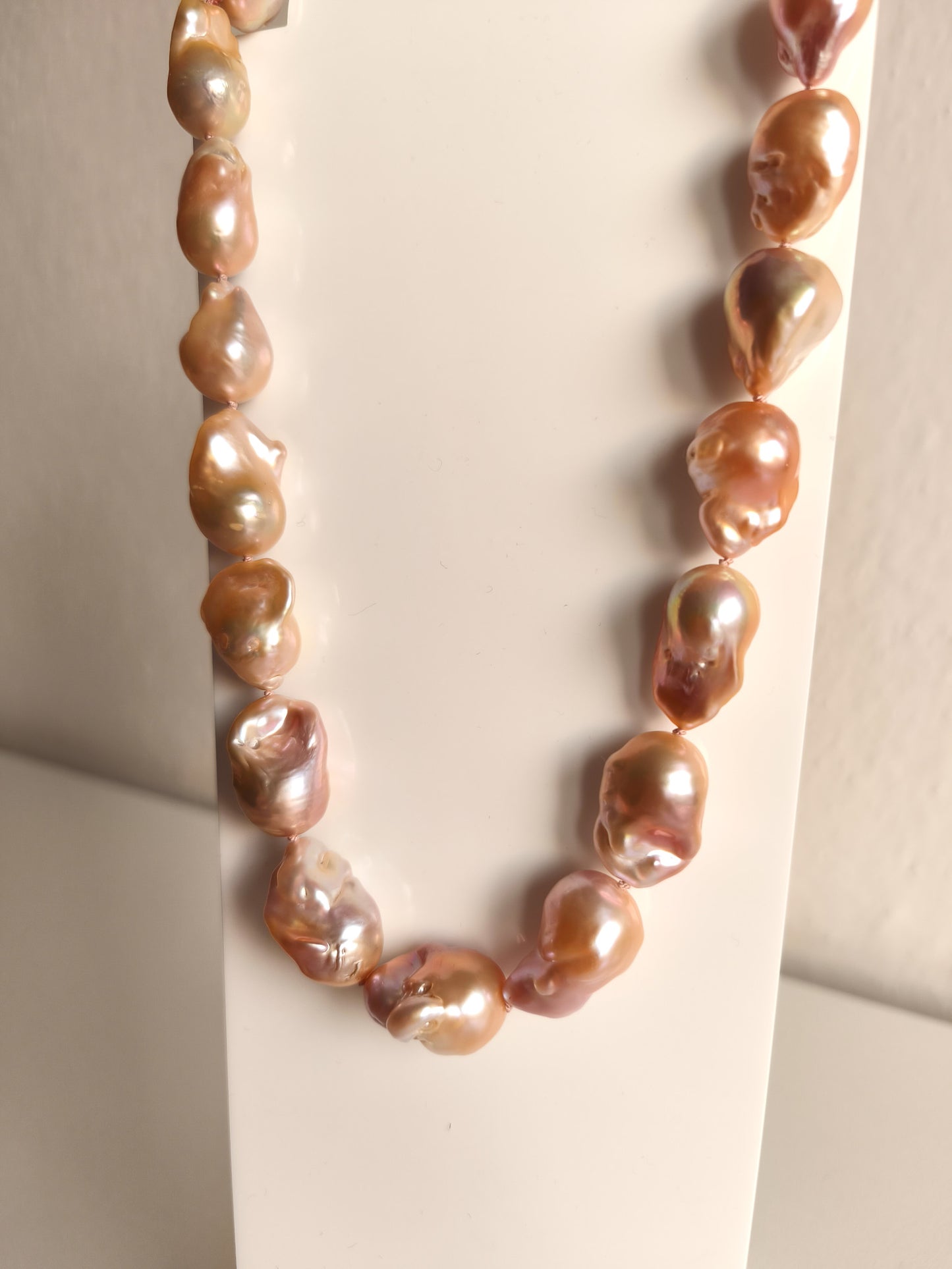 Peach pink flameball pearl necklace
