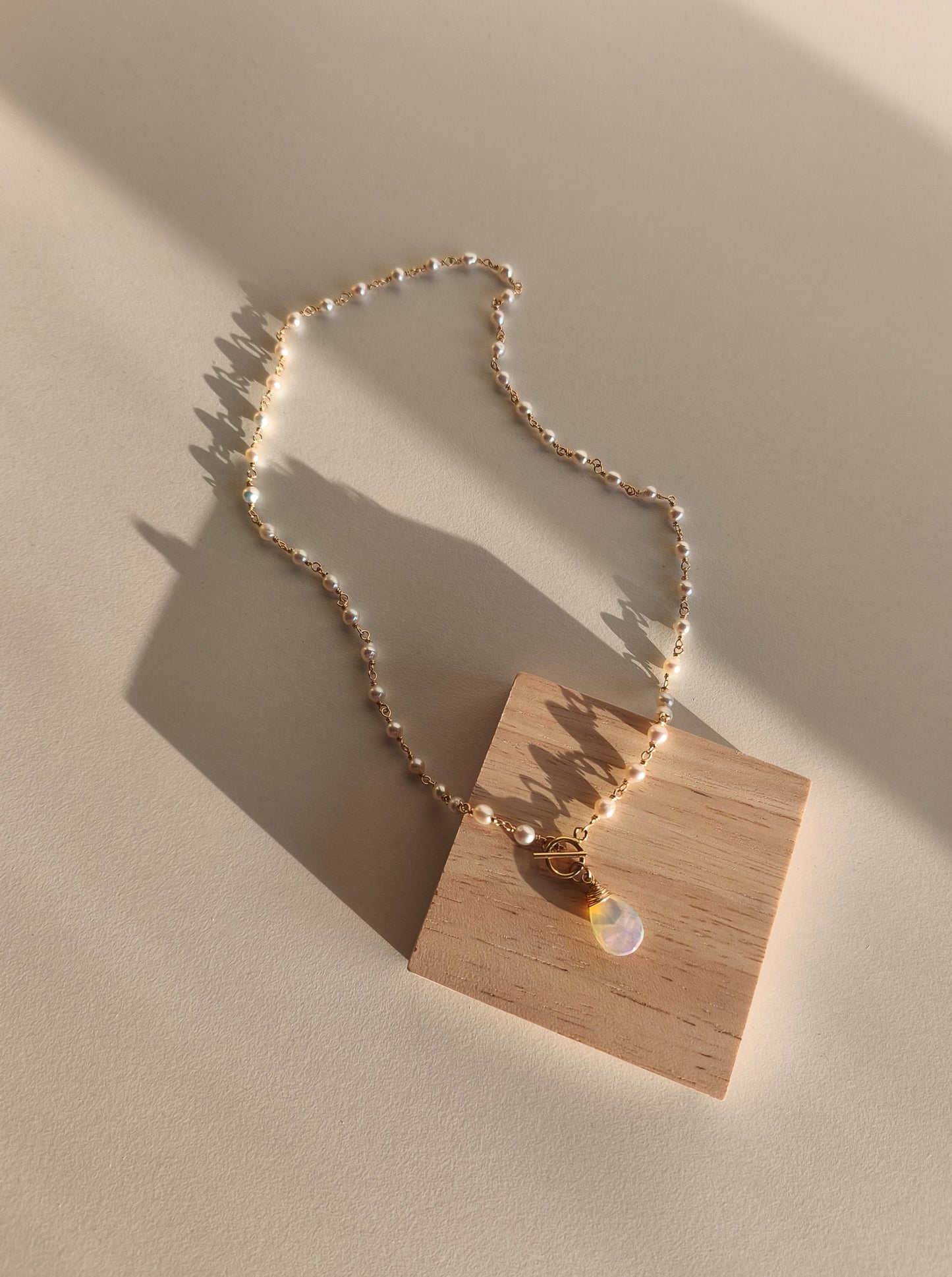 Perlenkette mit Opal