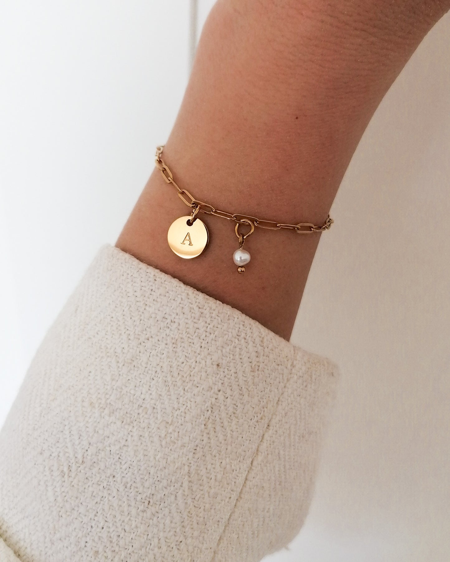 Armband mit Monogramm und Perle