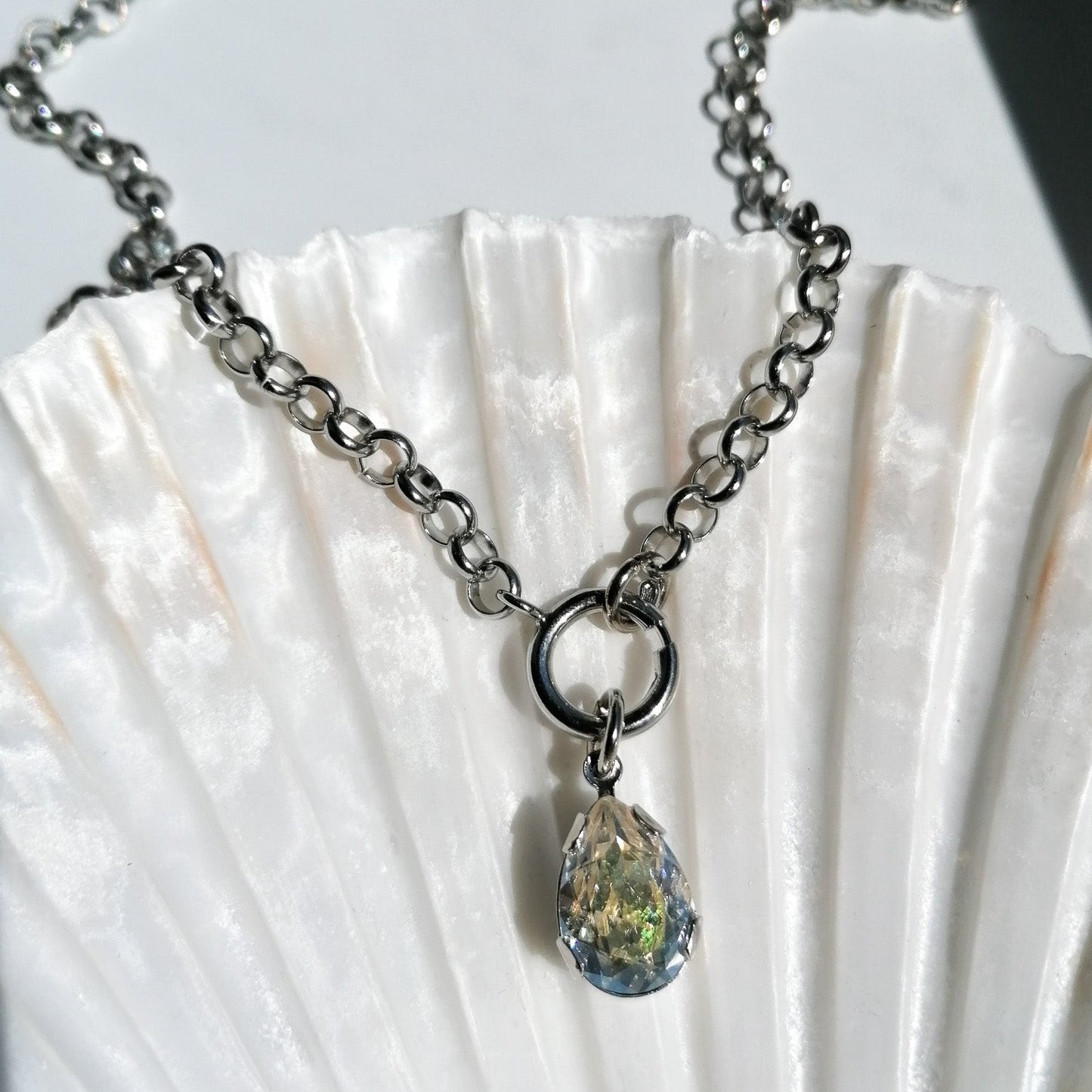 Silver crystal necklace