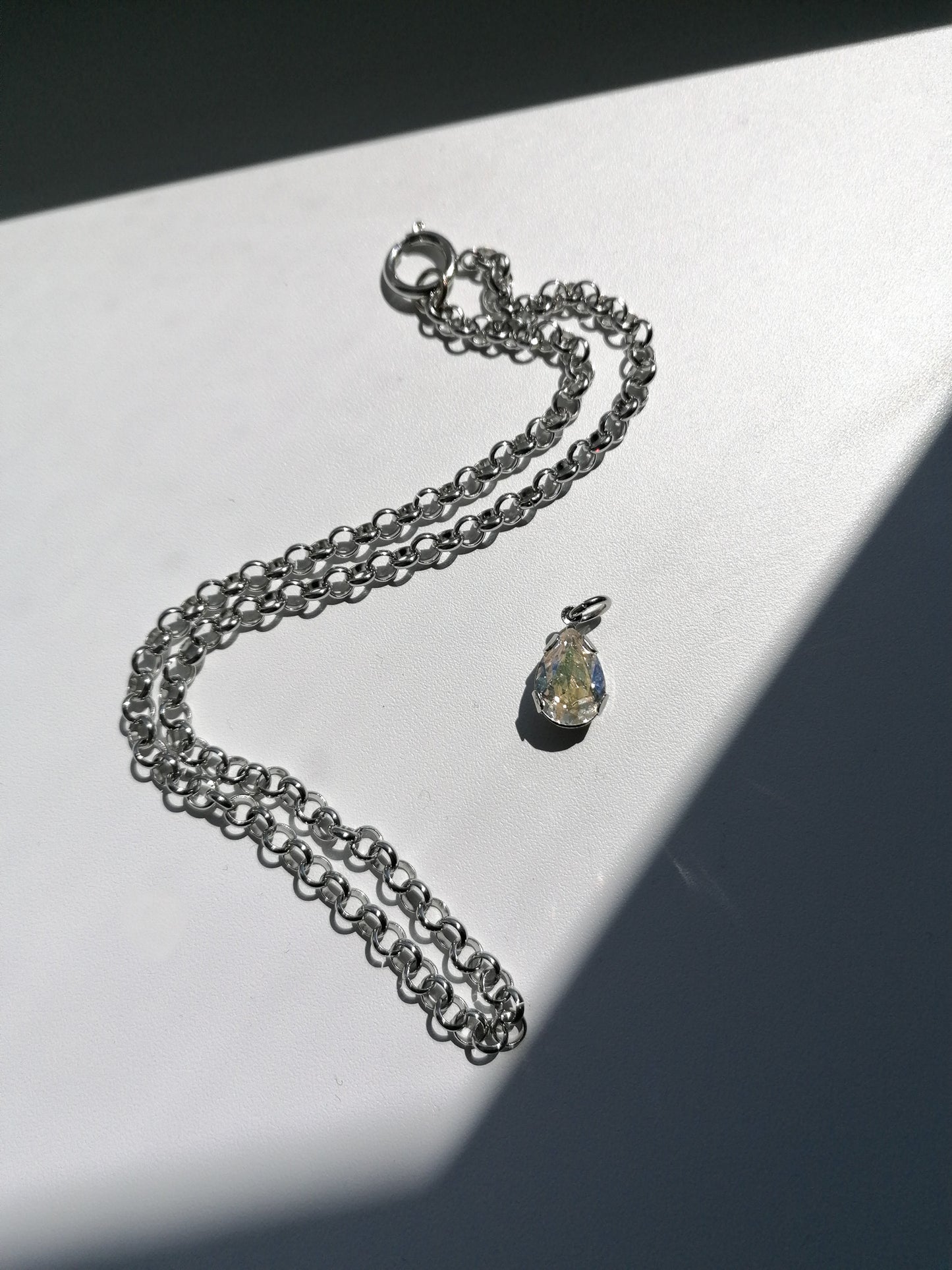 Silver crystal necklace