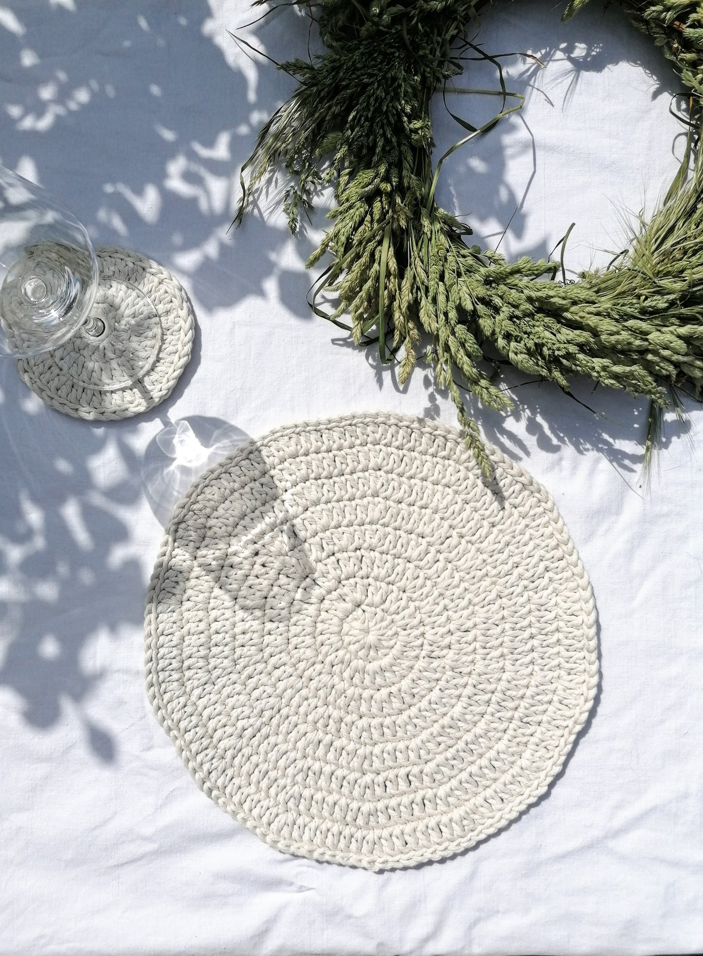 Round cotton placemats