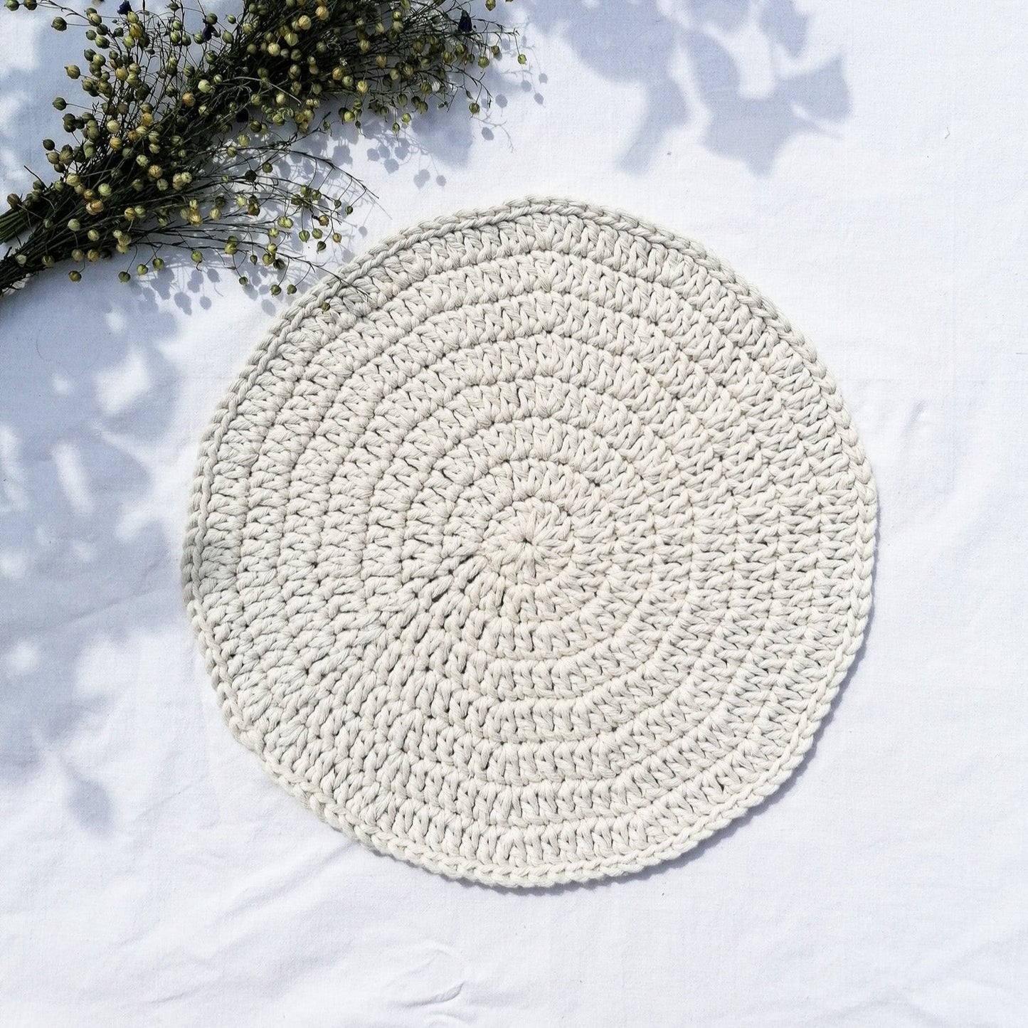 Round cotton placemats