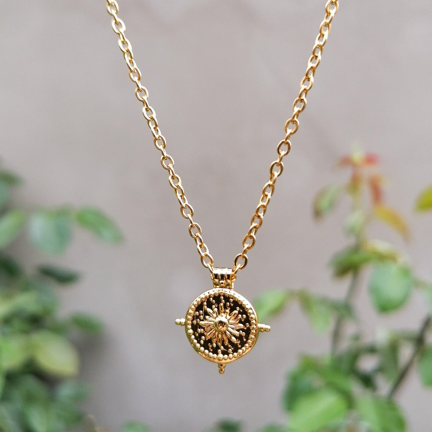 The Sun coin necklace