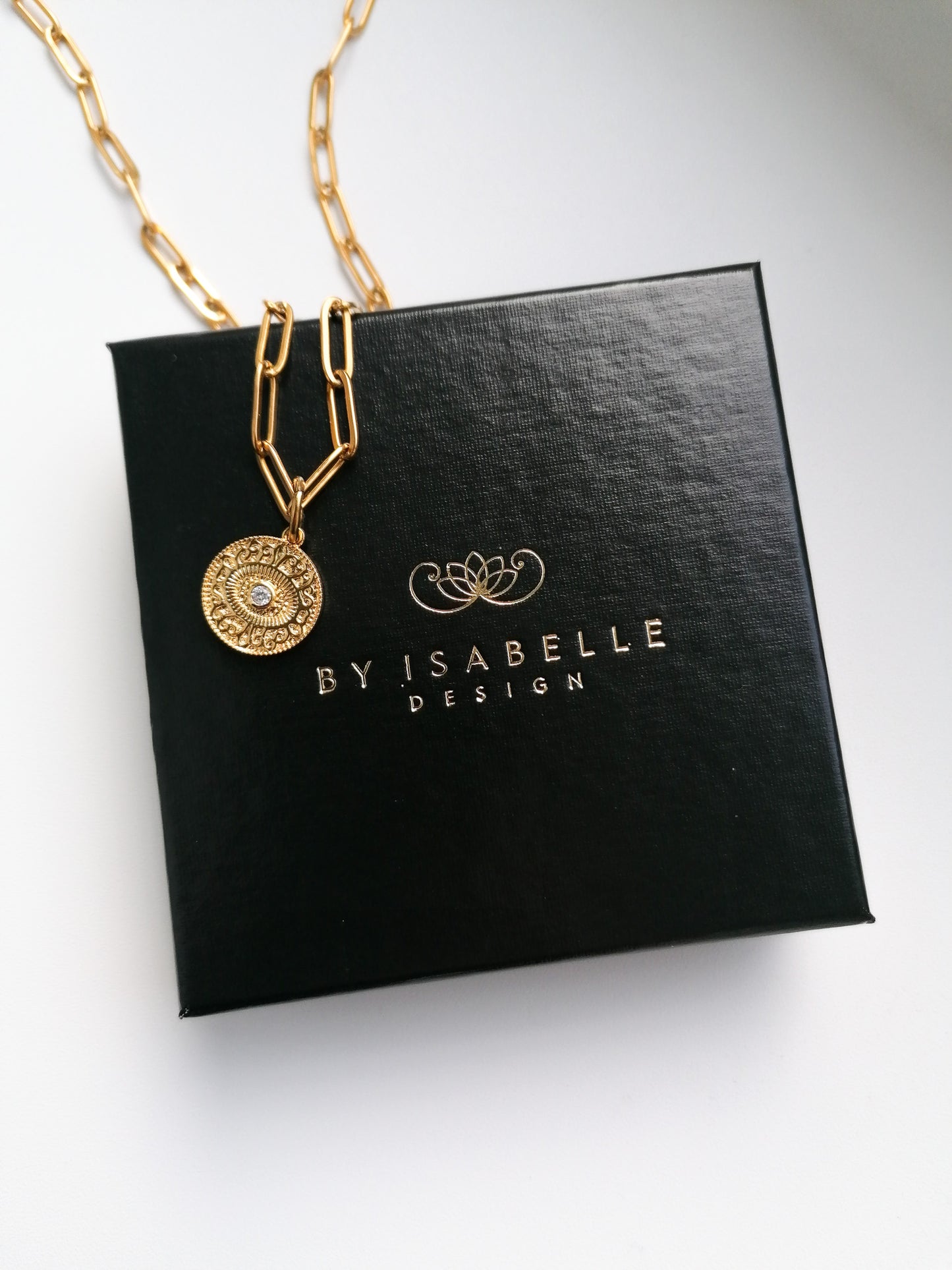 Kamali chain necklace