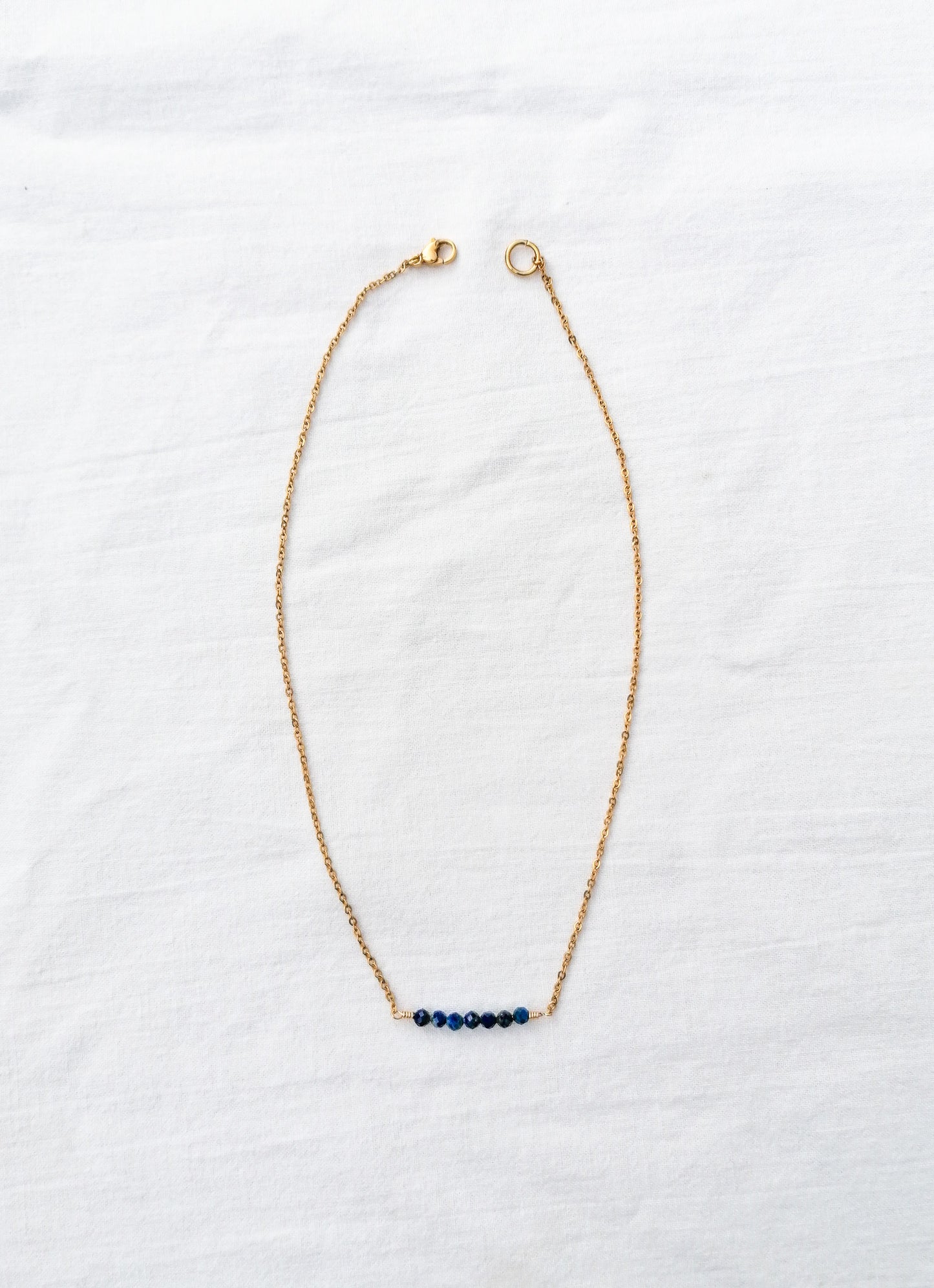 Náhrdelník s lapis lazuli