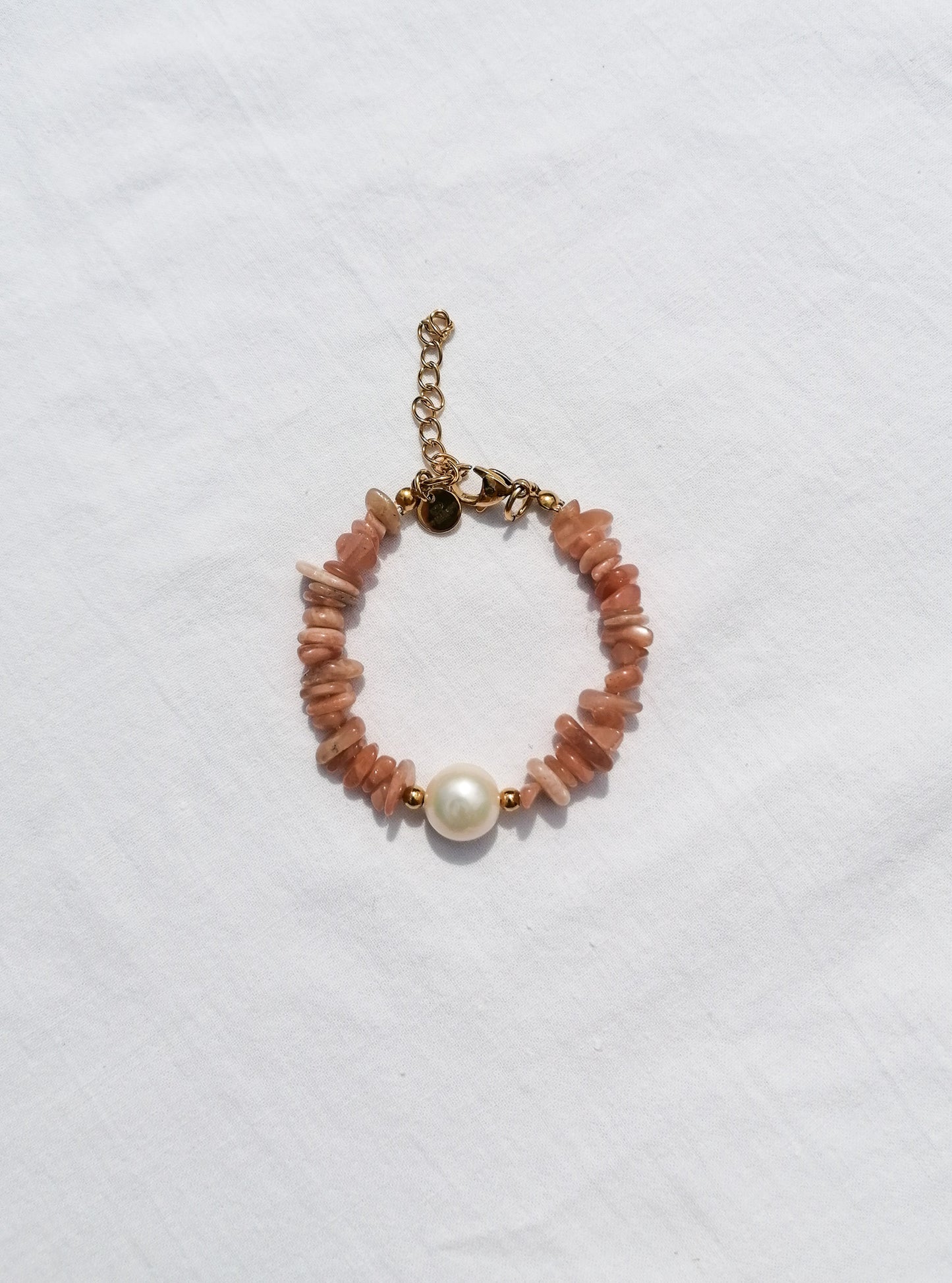 Sunstone and pearl bracelet