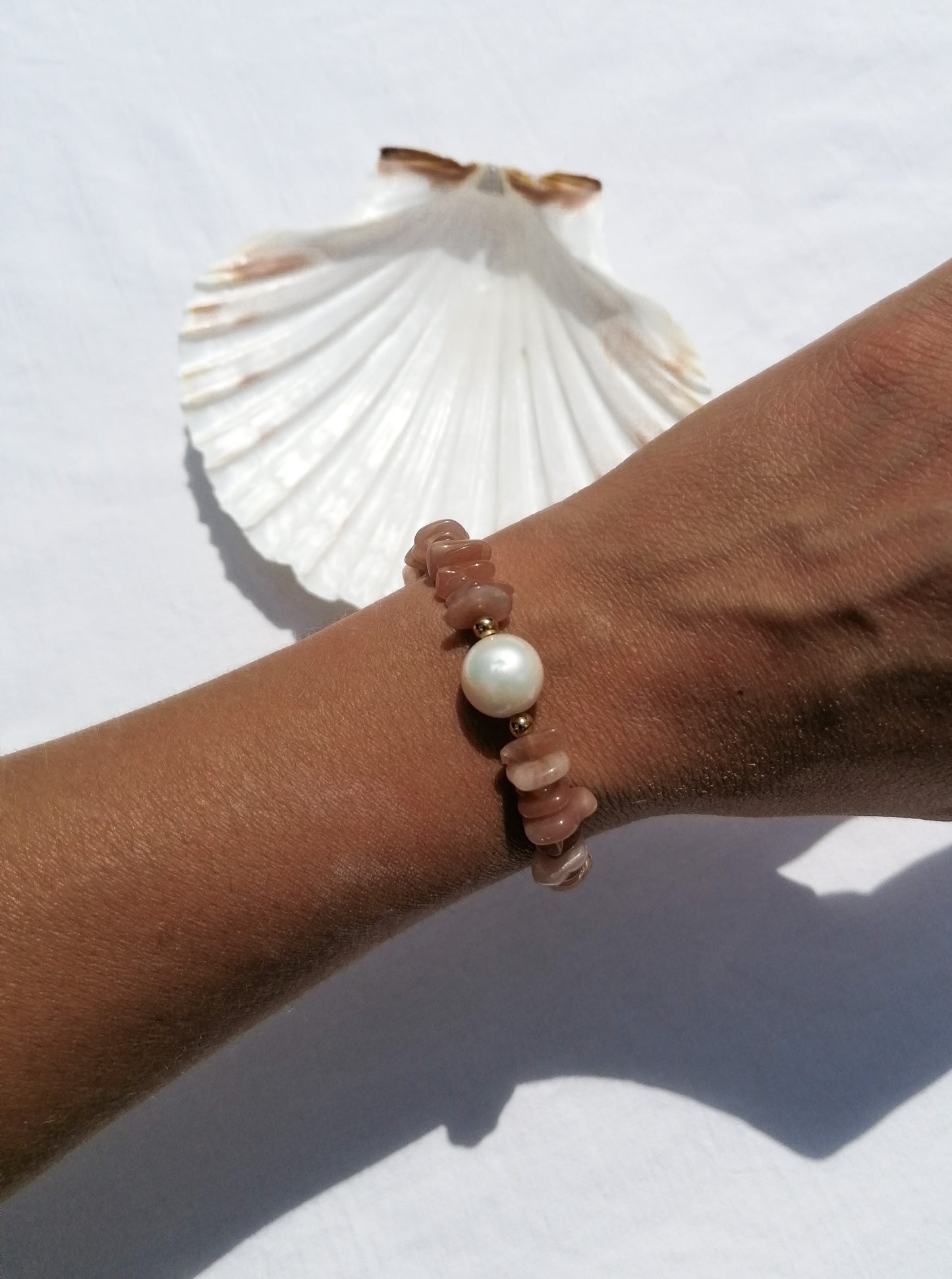 Sunstone and pearl bracelet