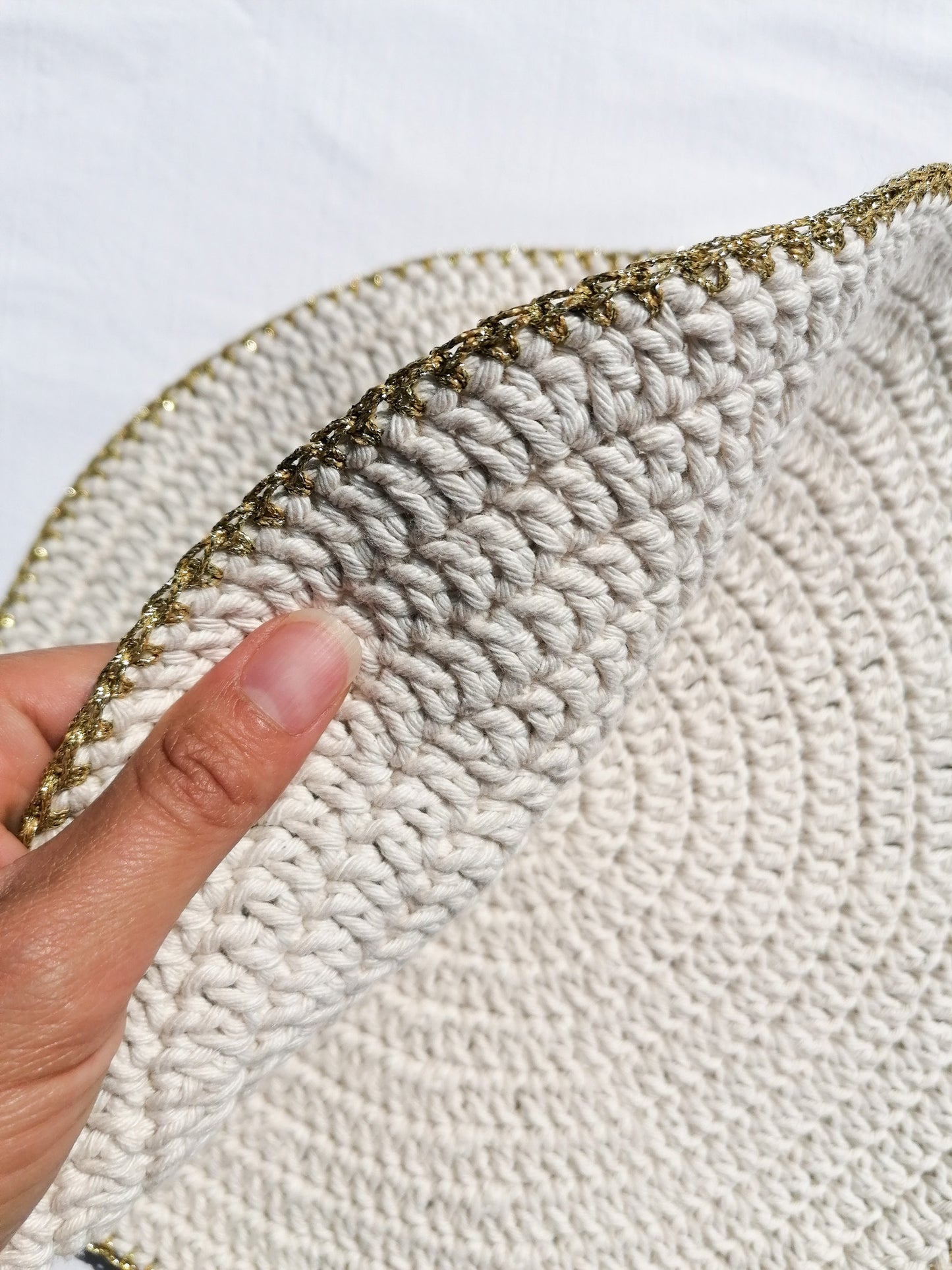 Placemat - gold trim