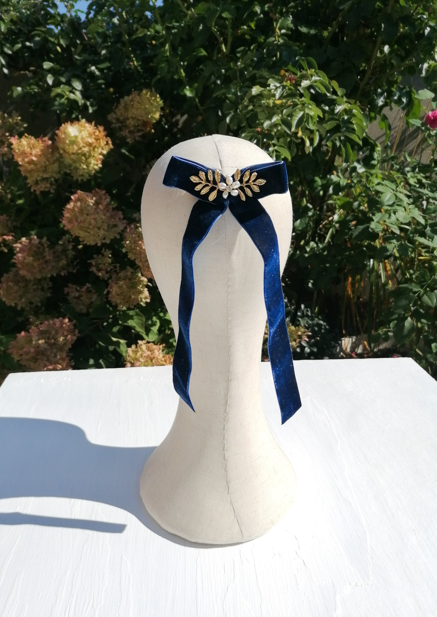 Gold leaf navy hair bow
