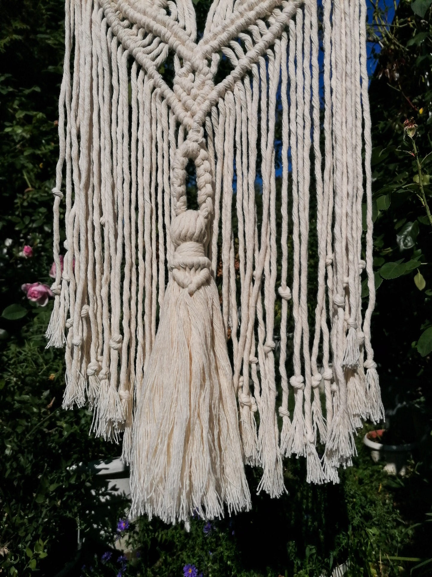 Macramé wall hanging