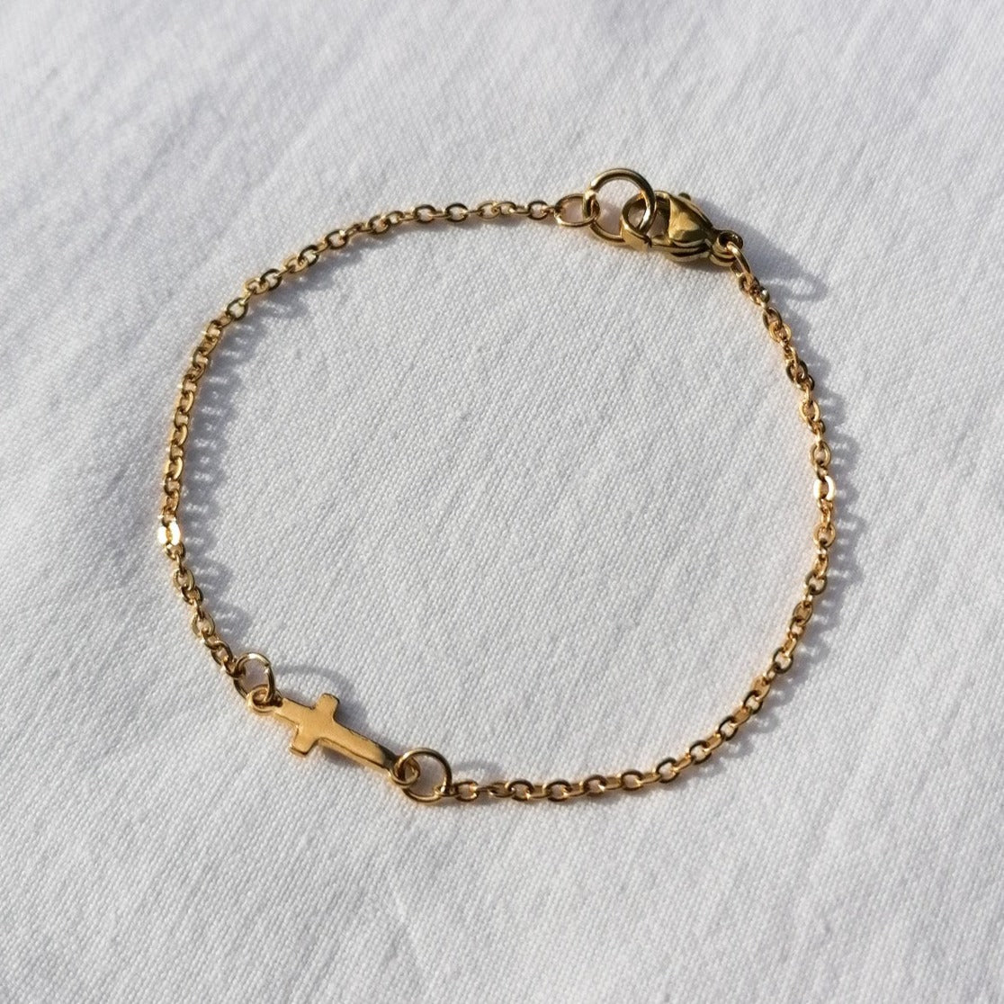 Dainty cross bracelet