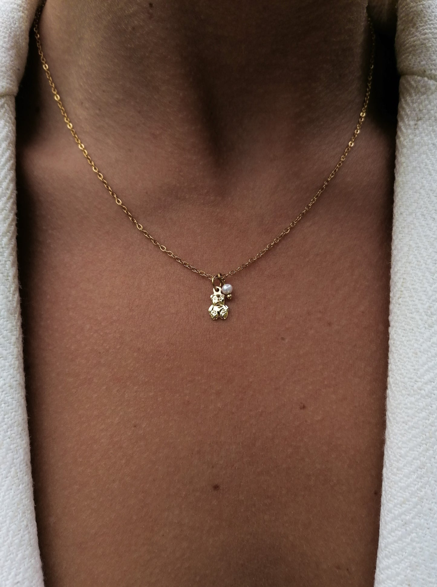 Teddy bear necklace