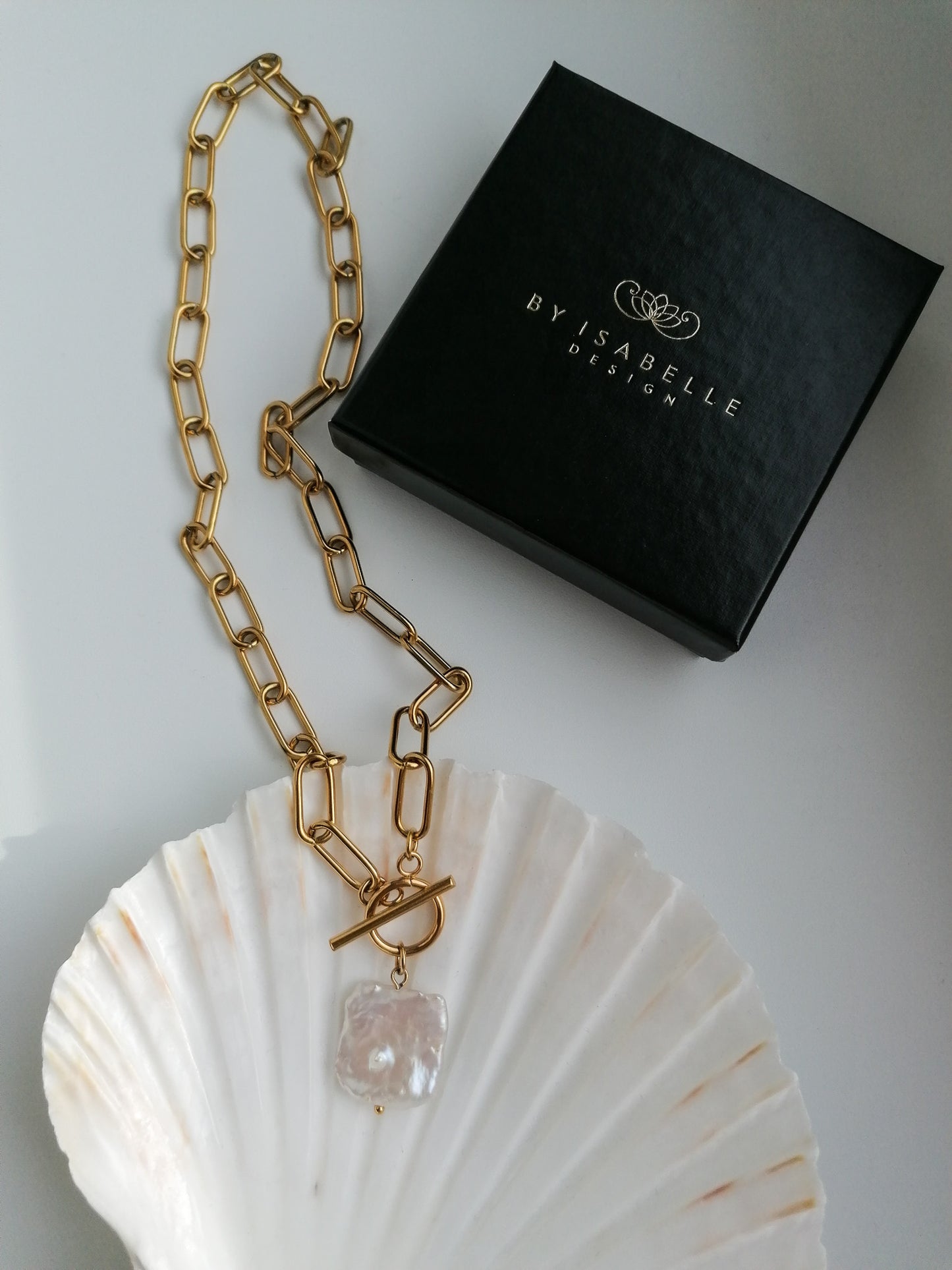 Chunky keshi pearl necklace