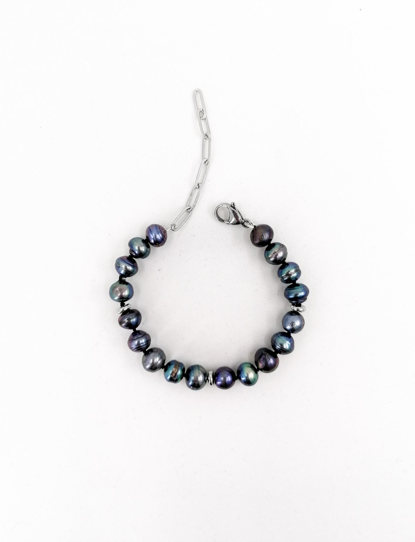 Dark pearl bracelet