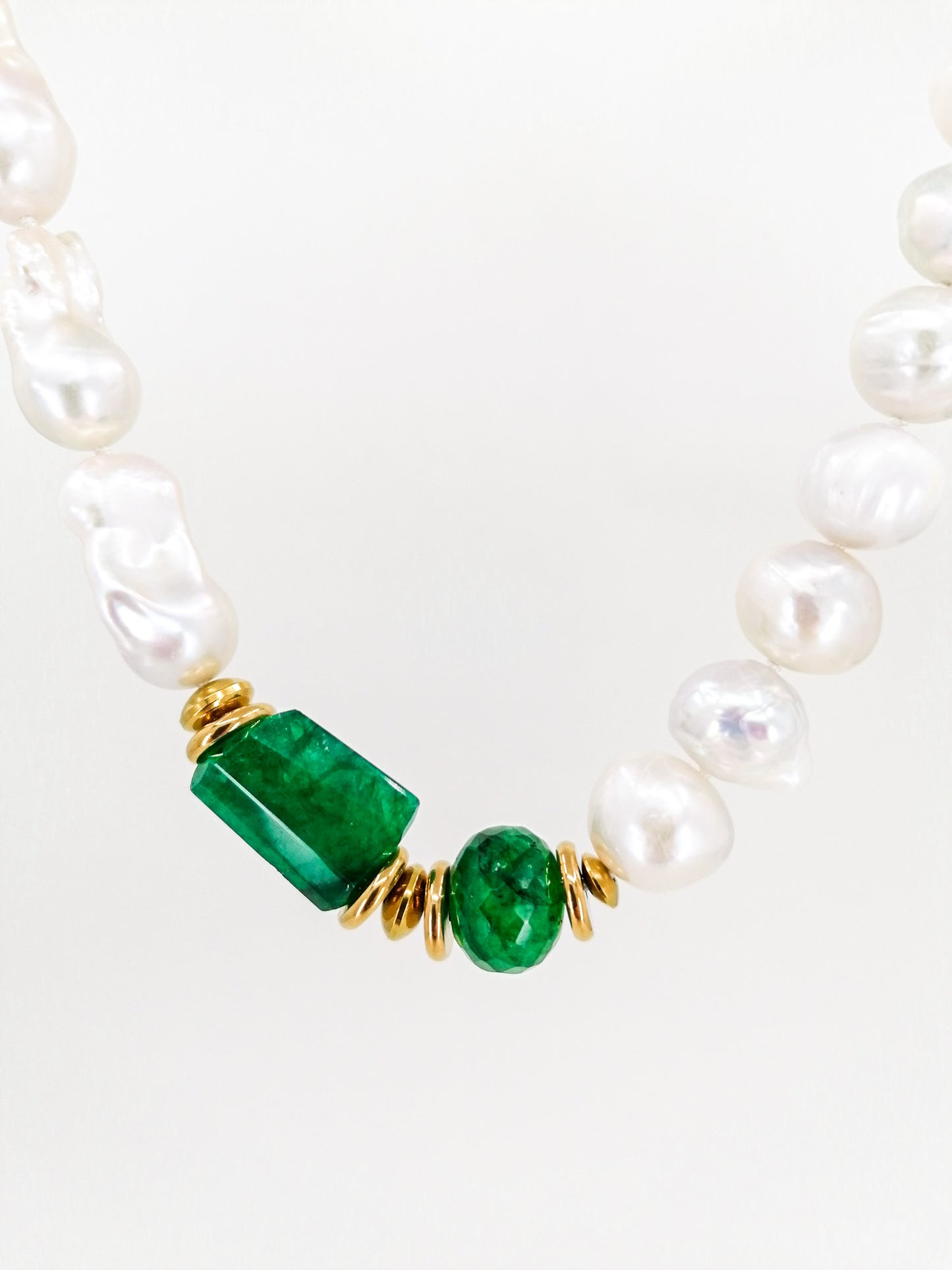 Statement pearl and emerald necklace