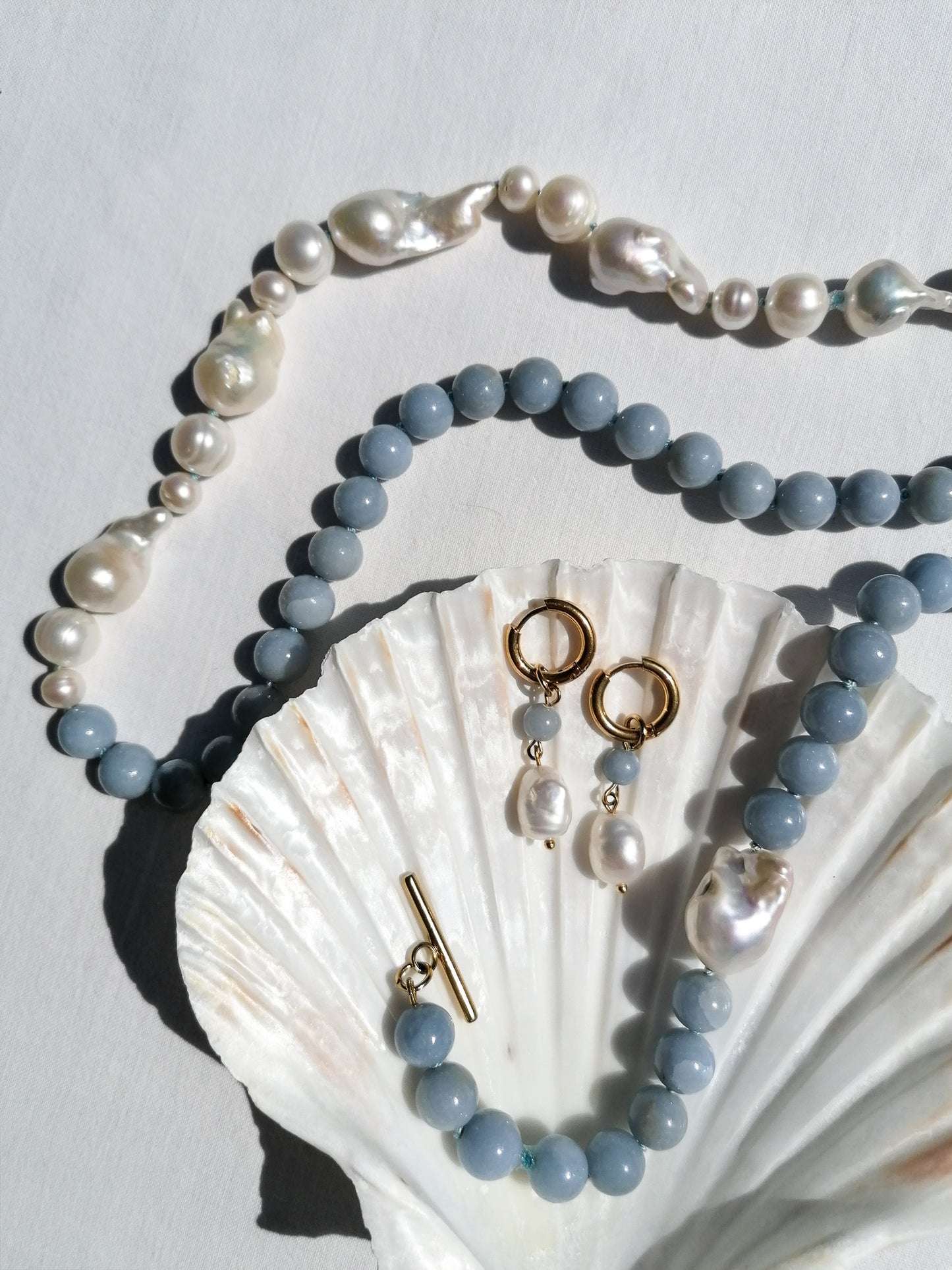 Angelite & Perlenarmband