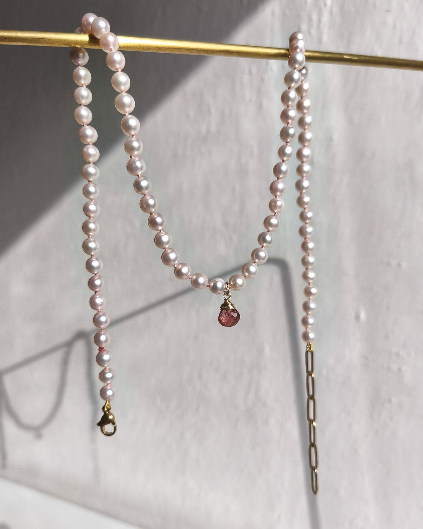 Pink pearl and tourmaline necklace