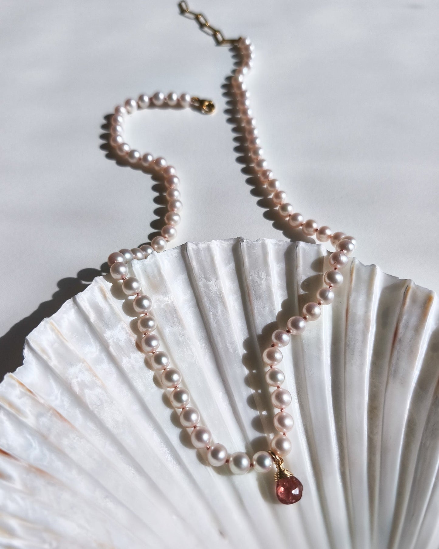 Pink pearl and tourmaline necklace