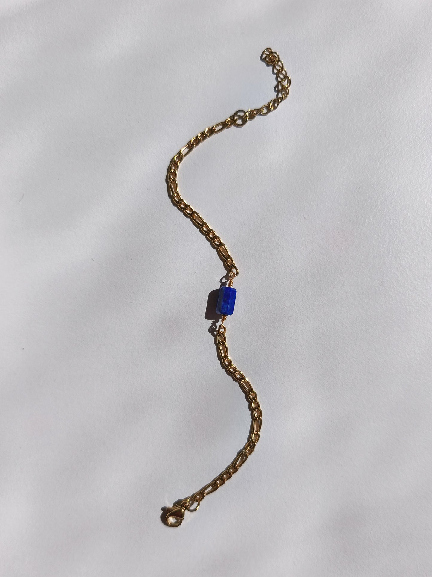 Lapis lazuli náramek