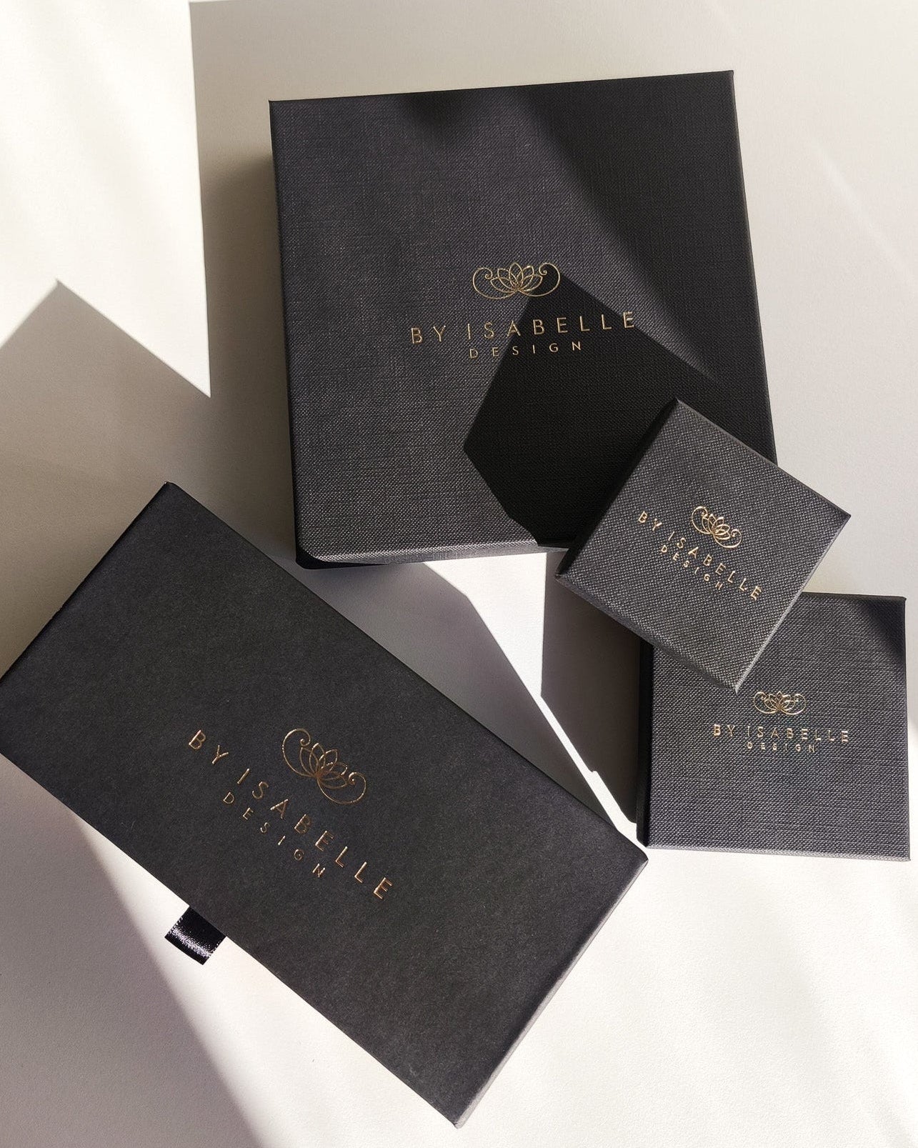 Petite earrings - gold