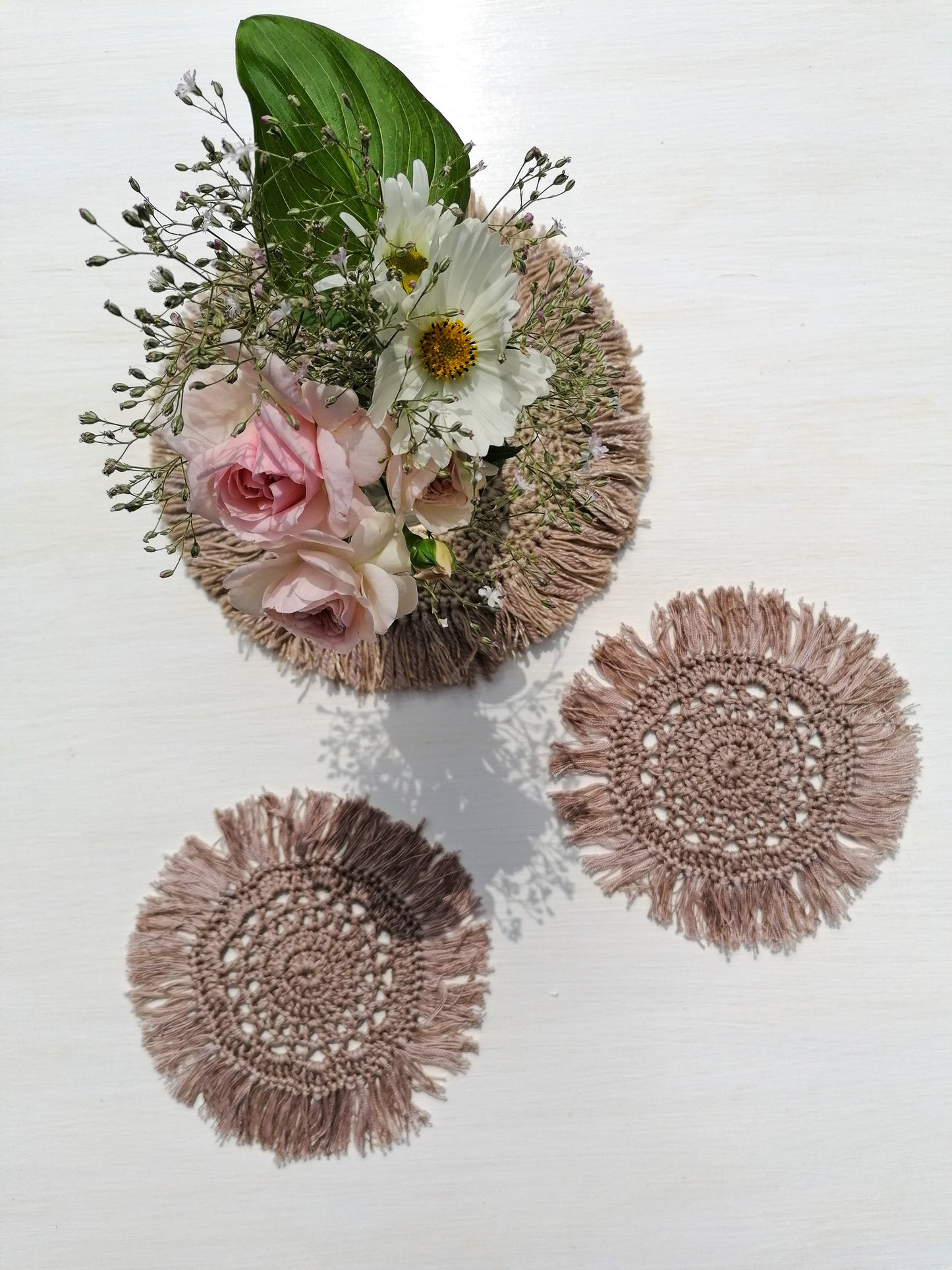 Small blanket with fringes