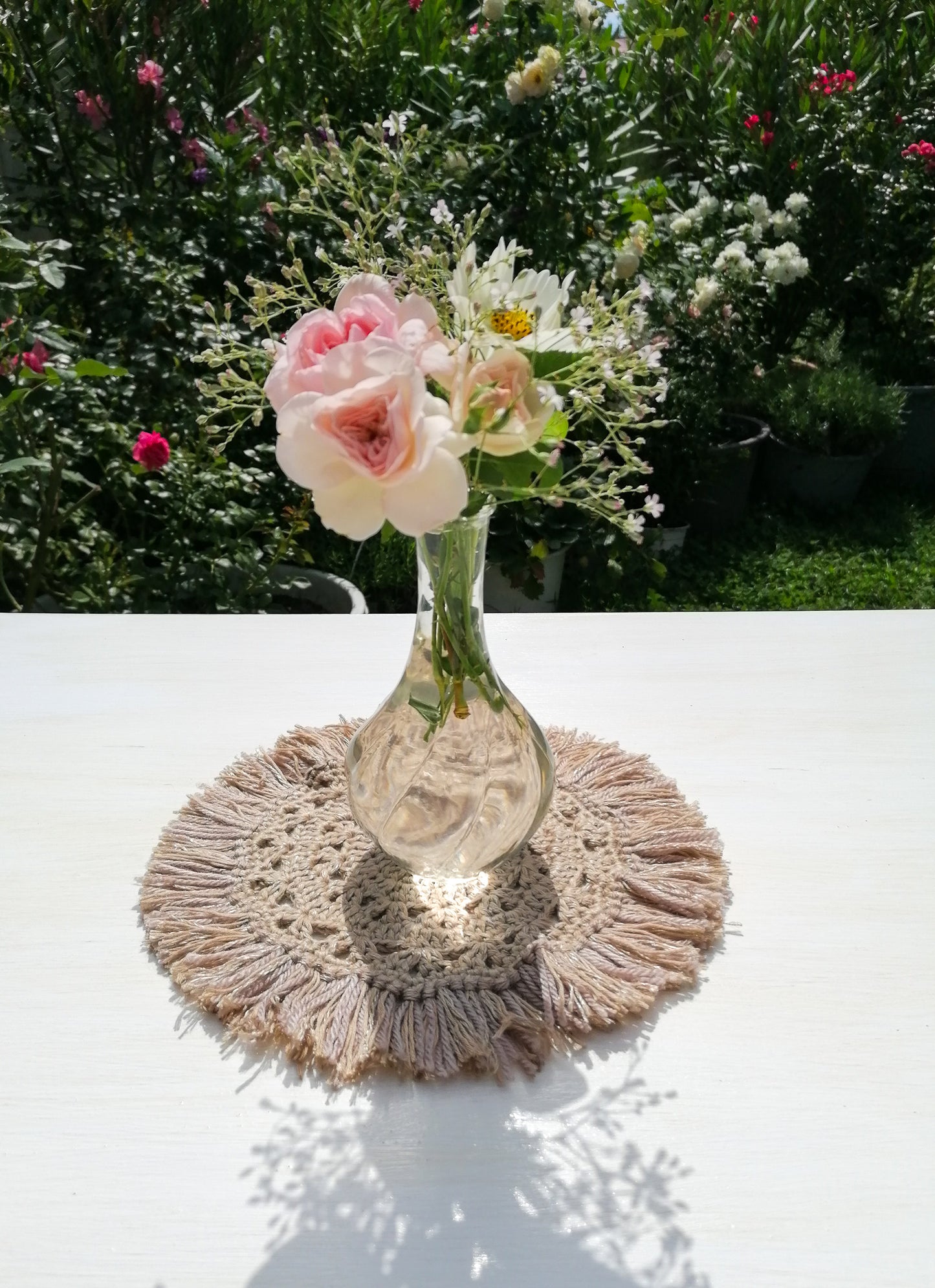 Small blanket with fringes