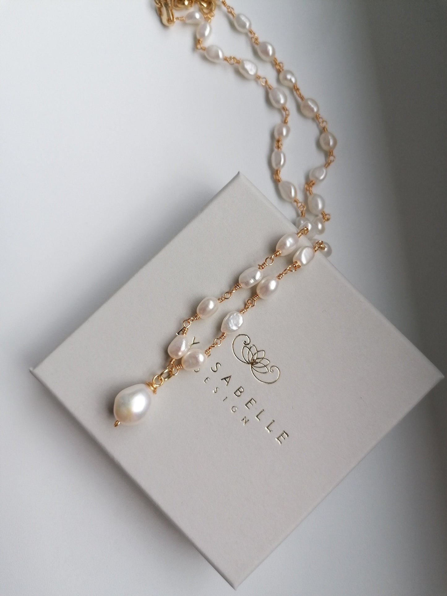 Ella necklace