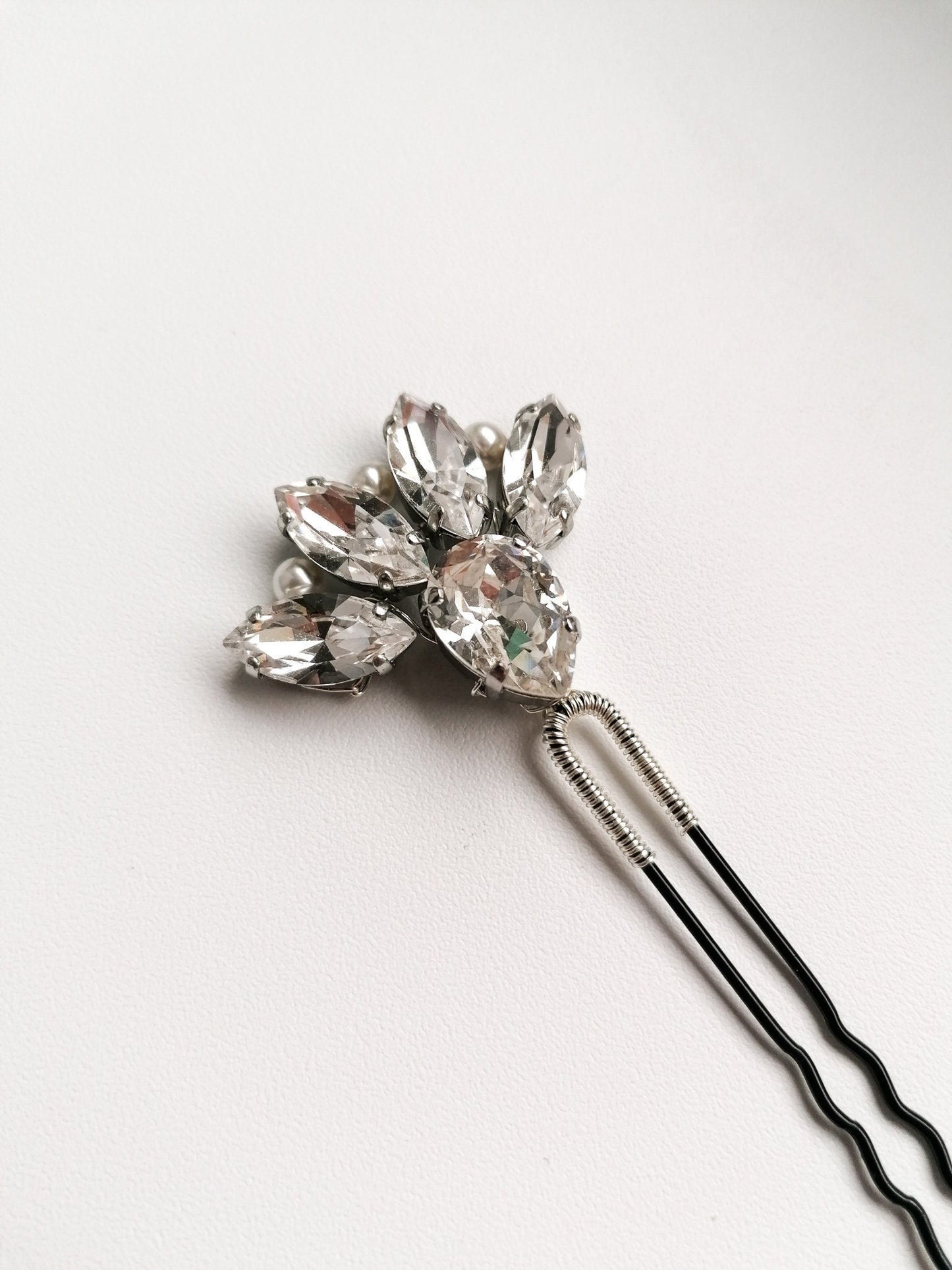 Sonia hair pin