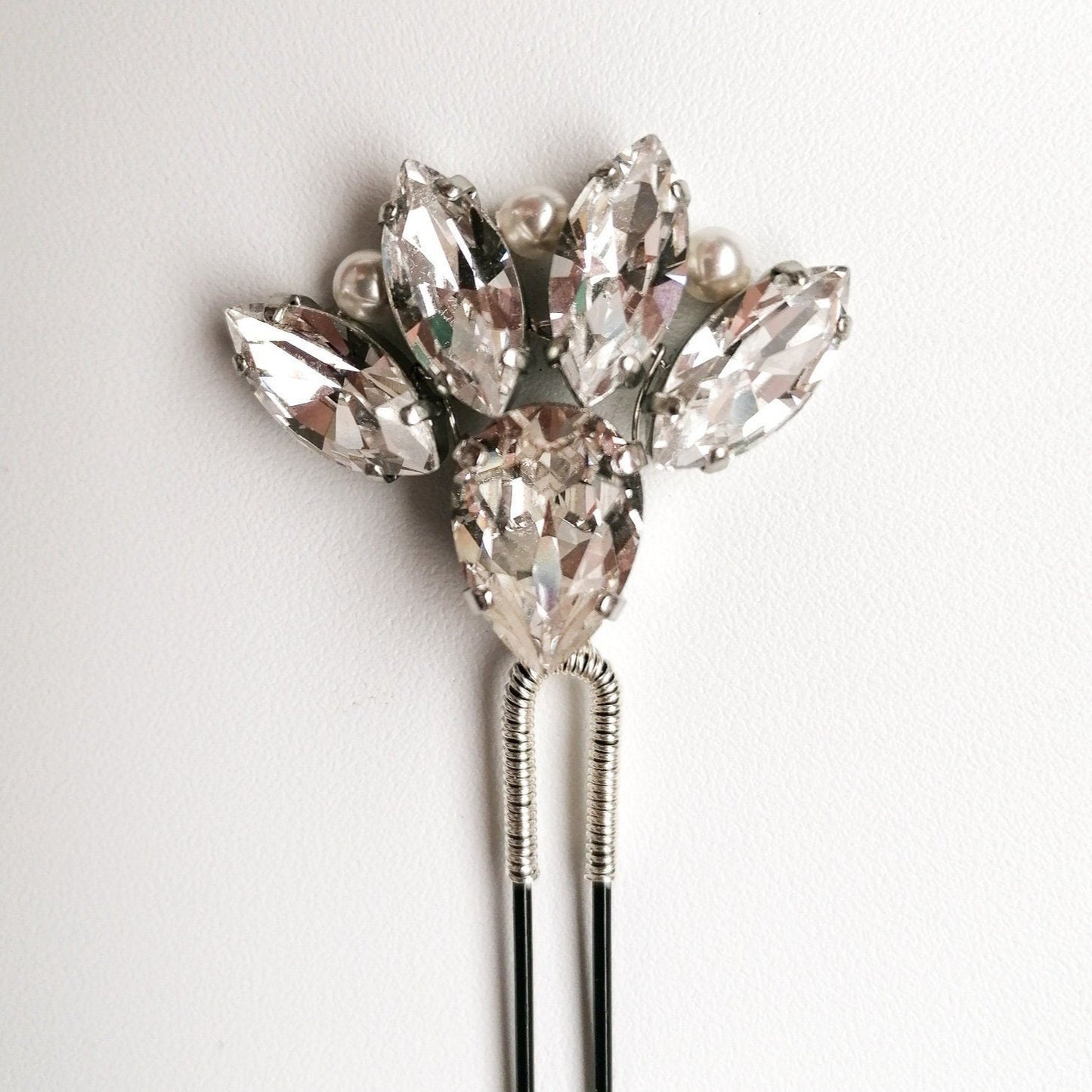 Sonia hair pin