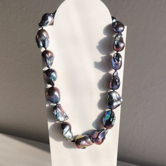 Black baroque pearl necklace
