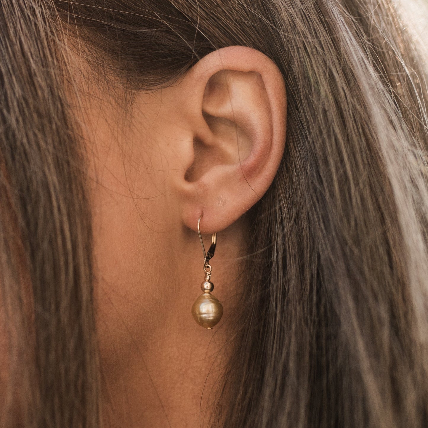 Náušnice s jihomořskými perlami