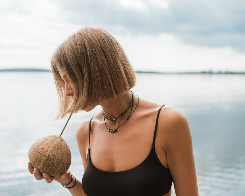 Náhrdelník Persea - tahitská perla, černá kůže 1,5 mm