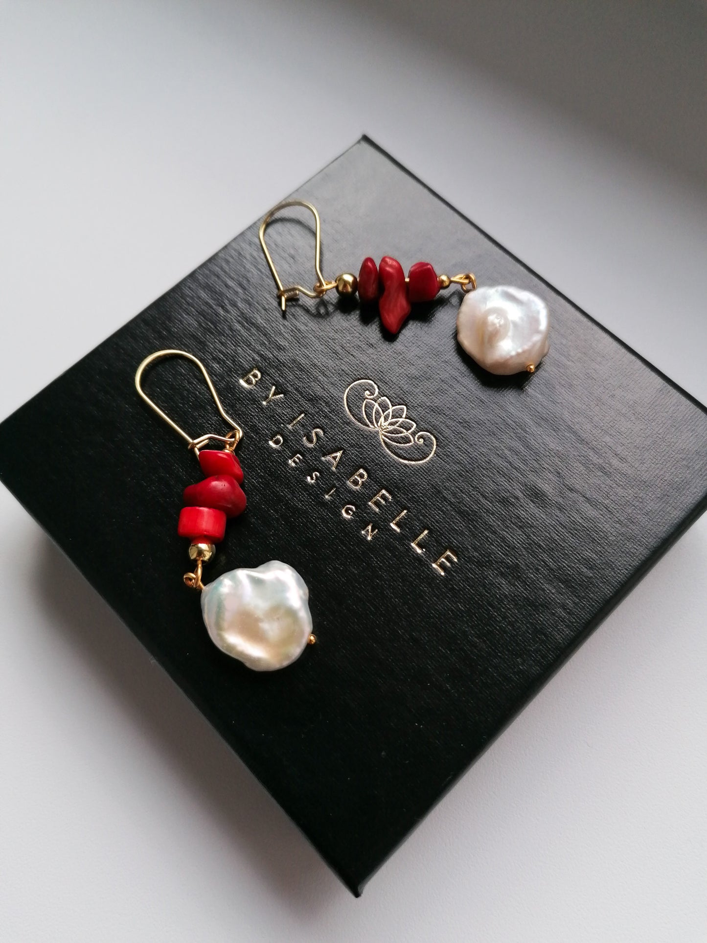 Figaro earrings