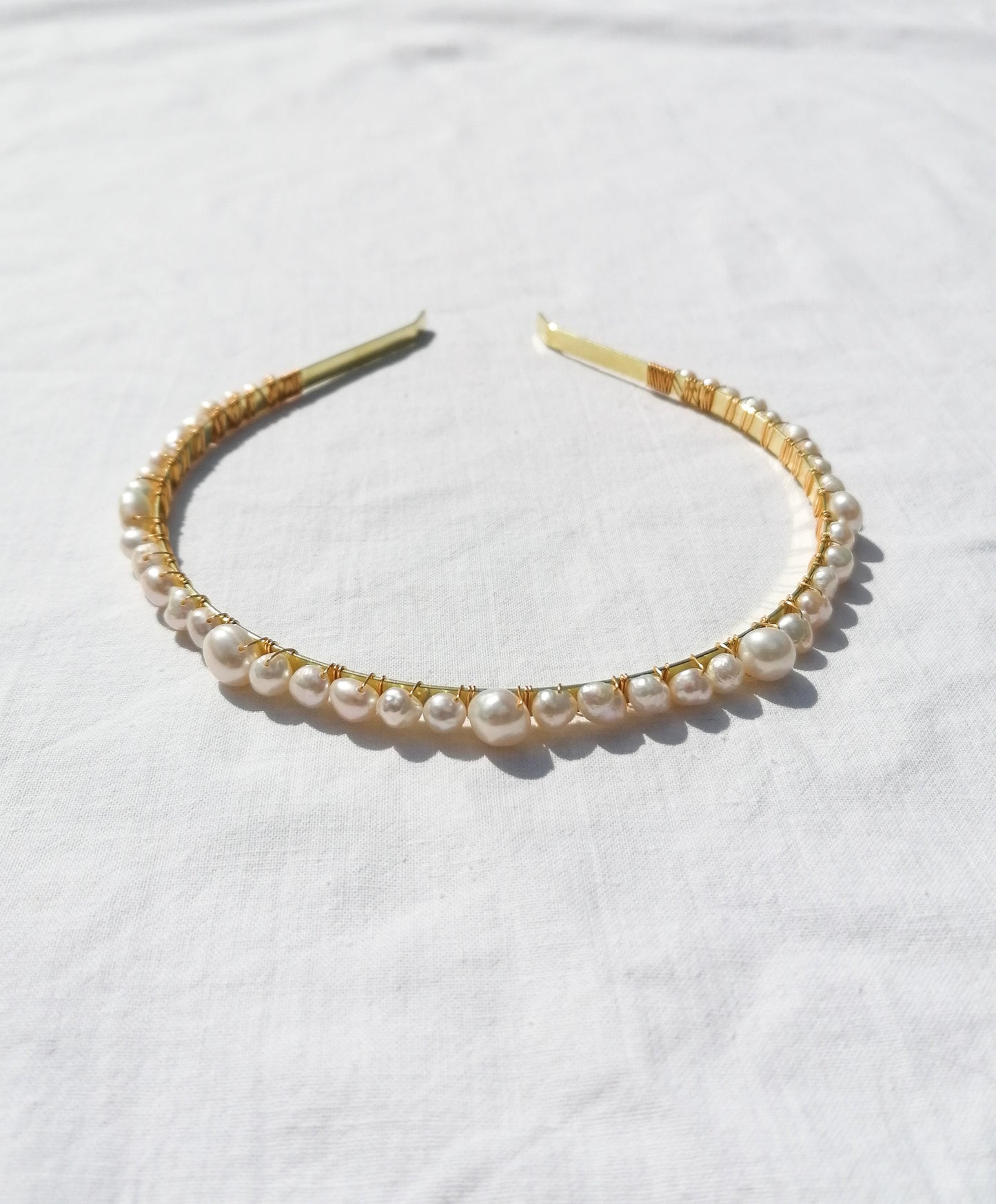 Baroque pearl headband