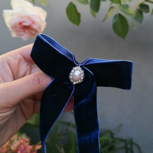 Navy blue pearl hair bow