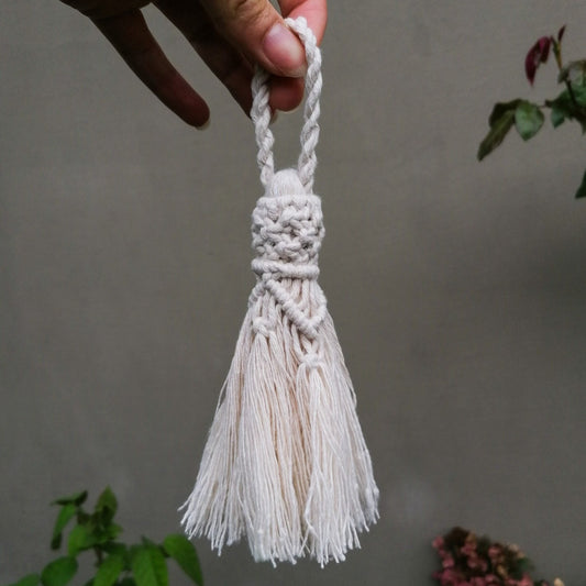 Hanging tassel