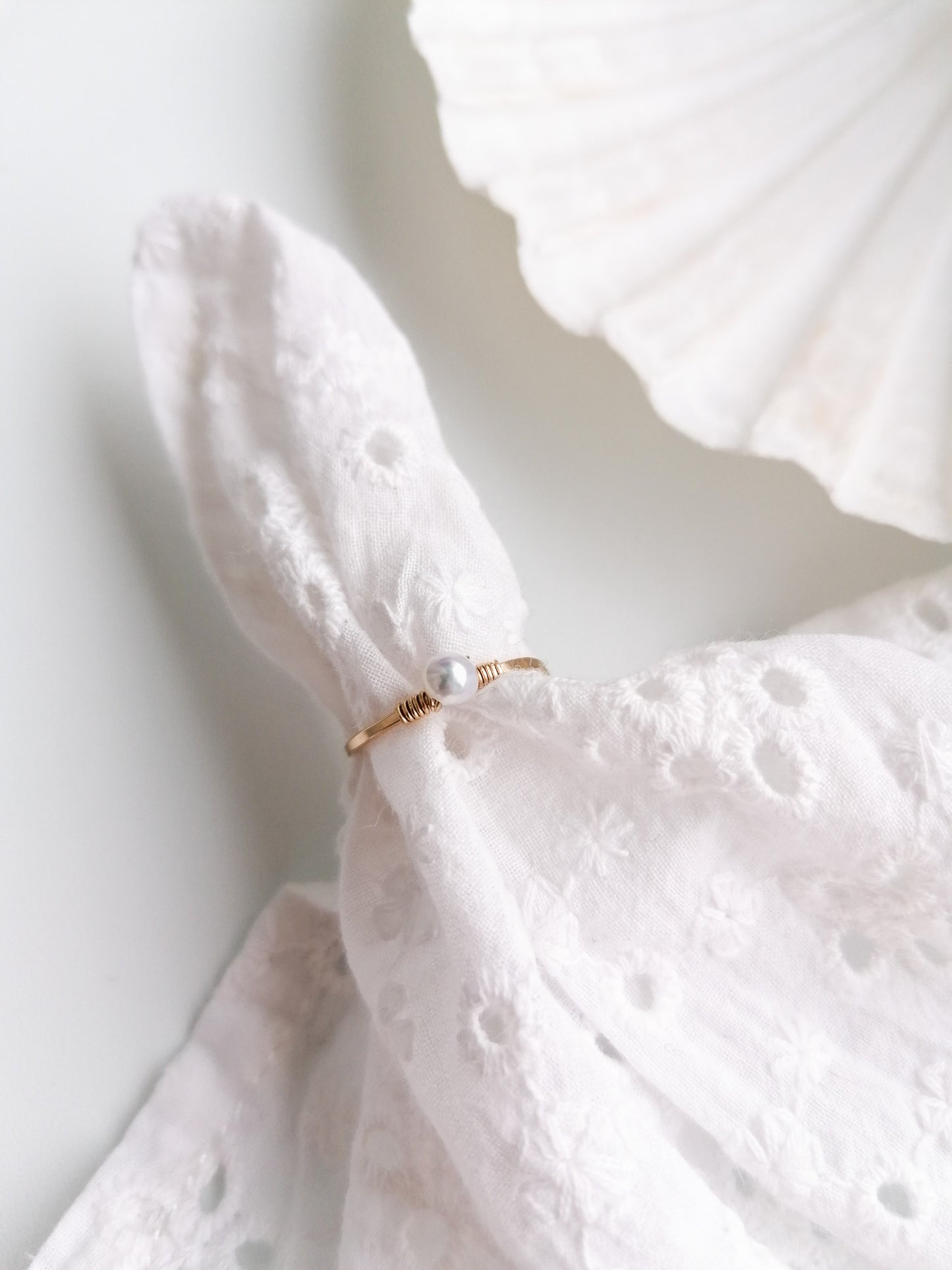 Pearl ring, 14k gold filled