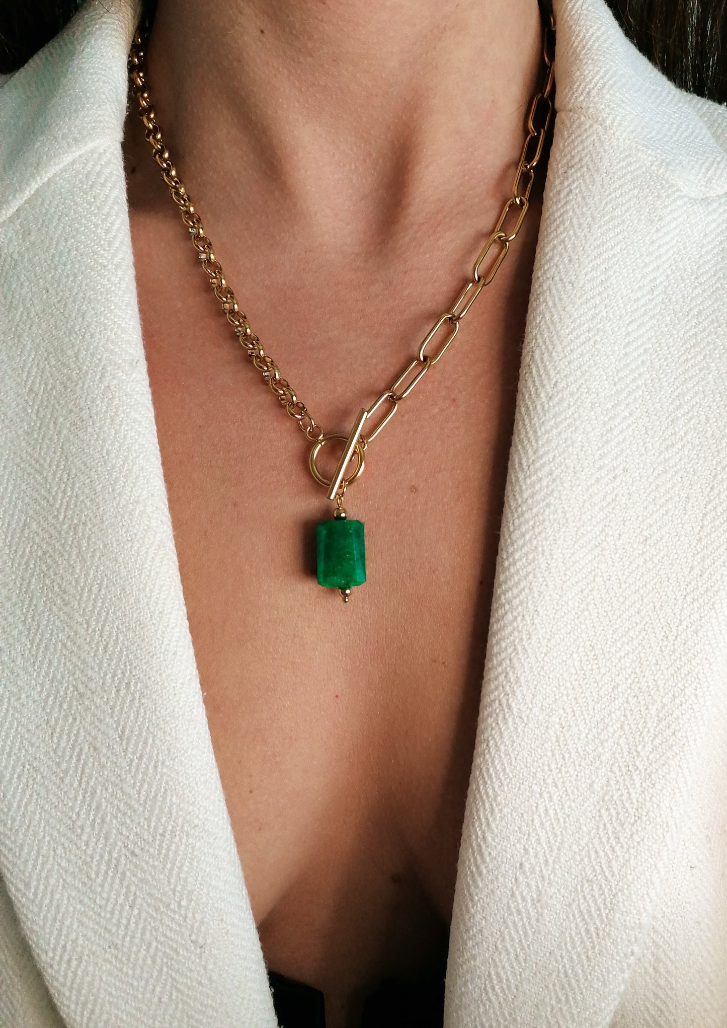 Chunky emerald necklace