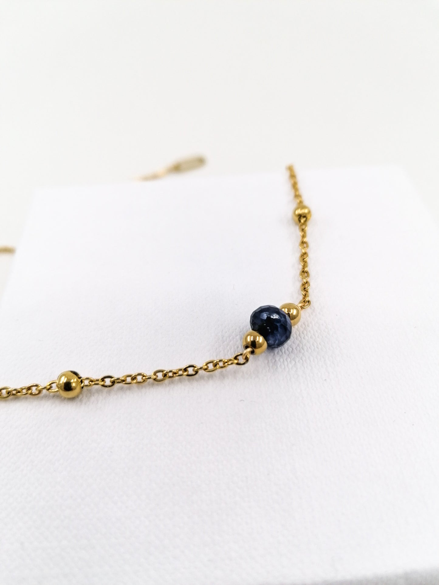 Sapphire chain necklace