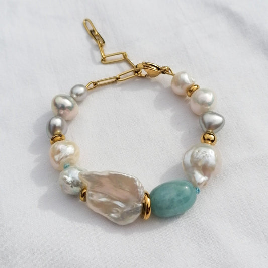 Aquamarine & pearl bracelet