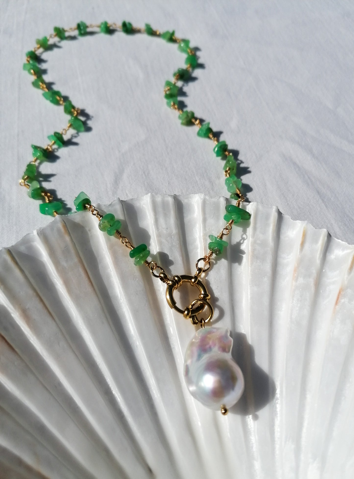 Chrysoprase and pearl necklace