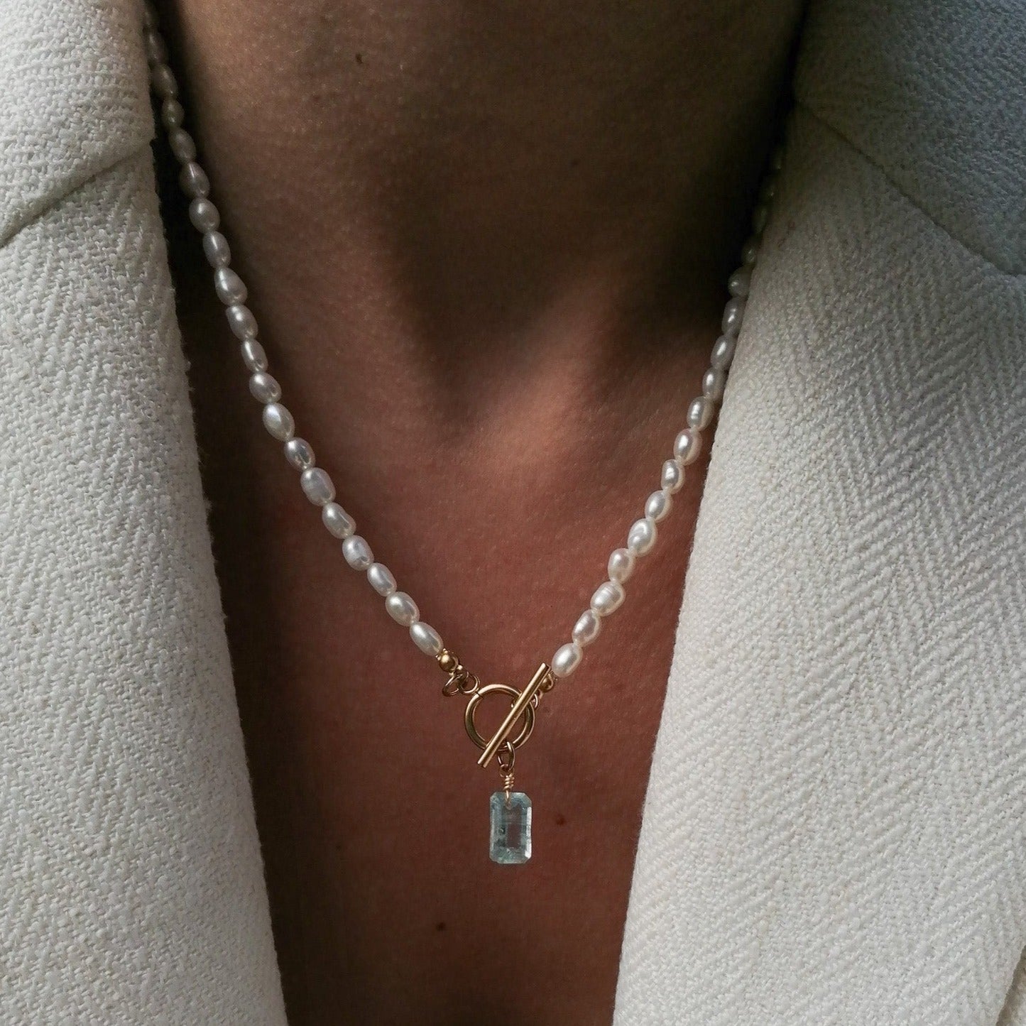 Aquamarine and pearl necklace