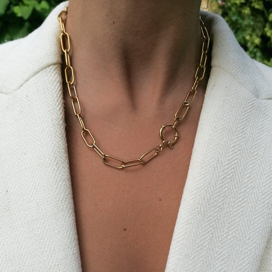 Denny's bro necklace