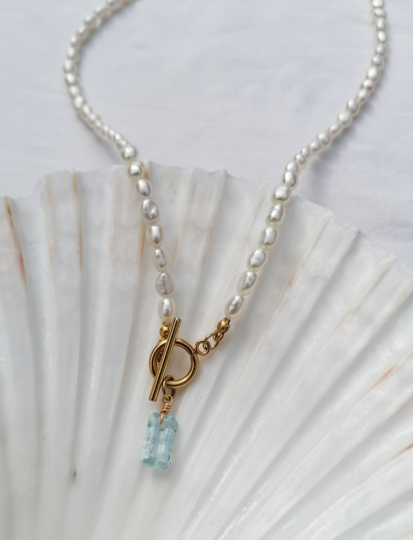 Aquamarine and pearl necklace