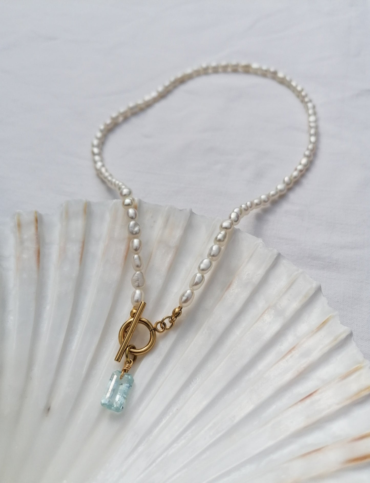 Aquamarine and pearl necklace