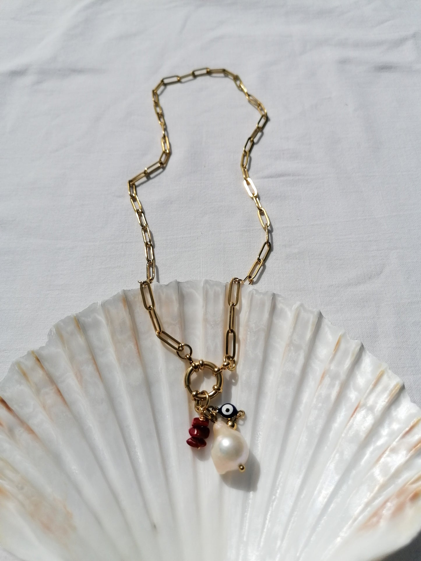 De la mer necklace