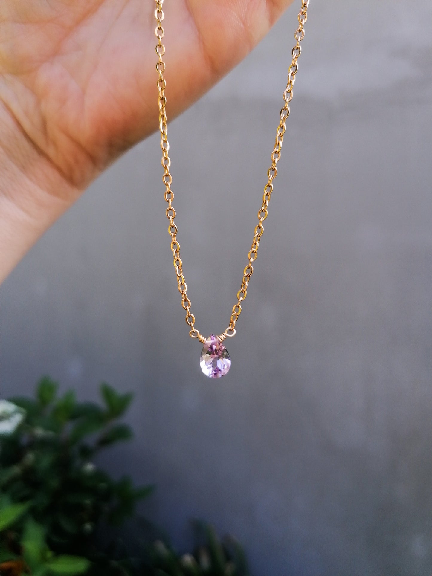 Light amethyst charm necklace