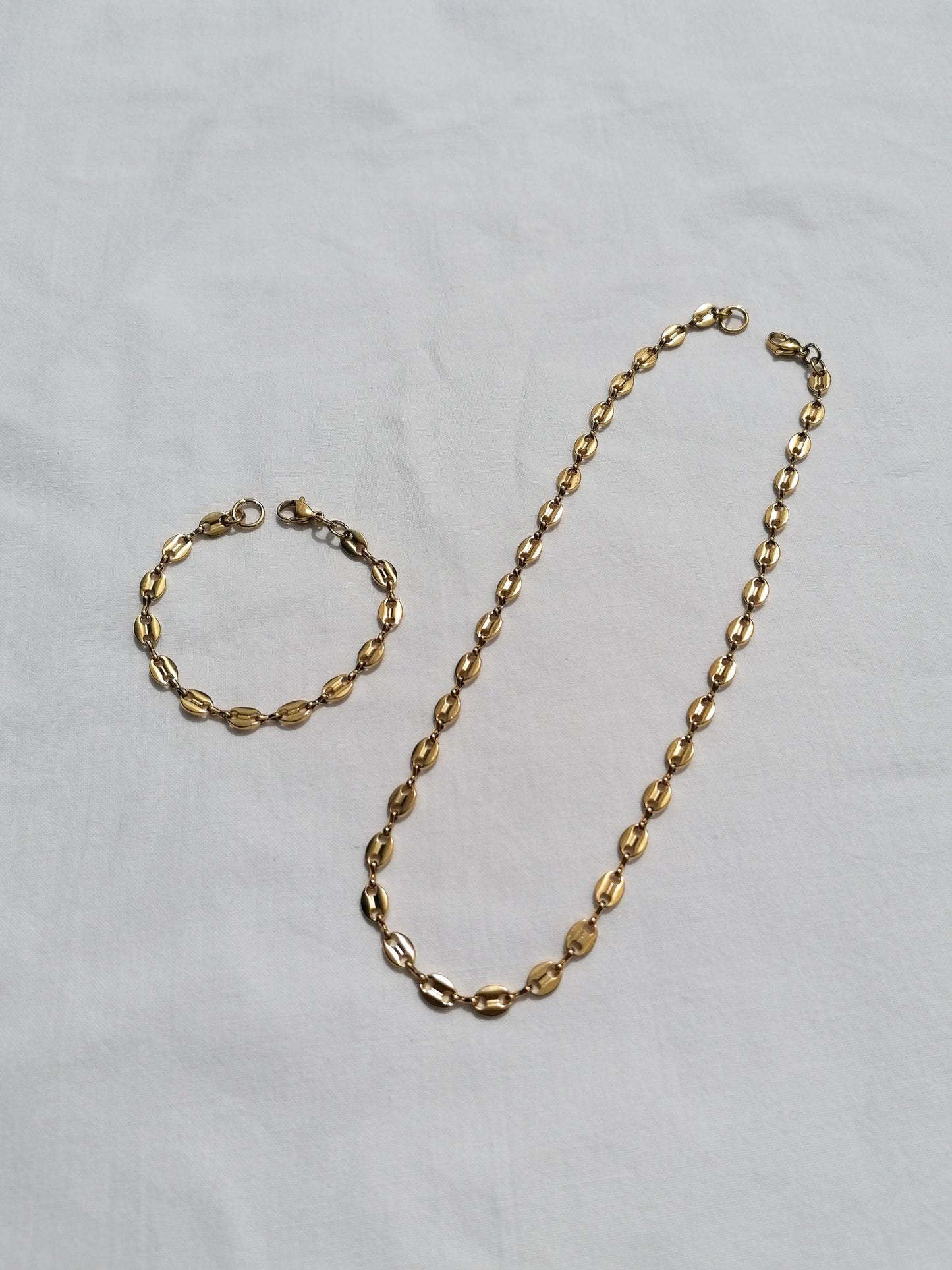 Coffee bean necklace - gold